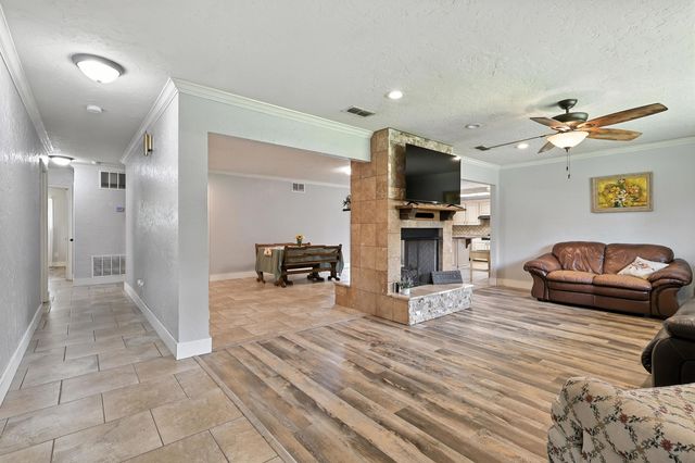 500 W Terrace, Longview, TX 75601