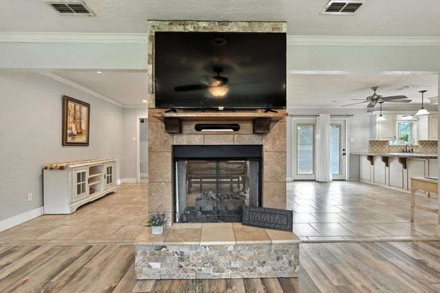 500 W Terrace, Longview, TX 75601