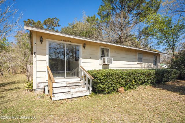 14804 Parker Road, Biloxi, MS 39532