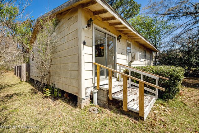 14804 Parker Road, Biloxi, MS 39532