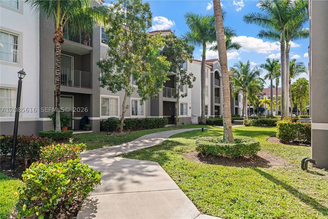6821 SW 44th St 101, Miami, FL 33155