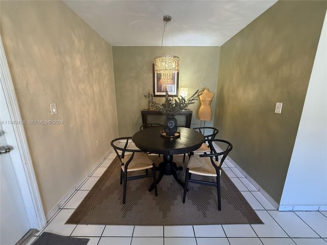 7823 Miller Dr C207, Miami, FL 33155