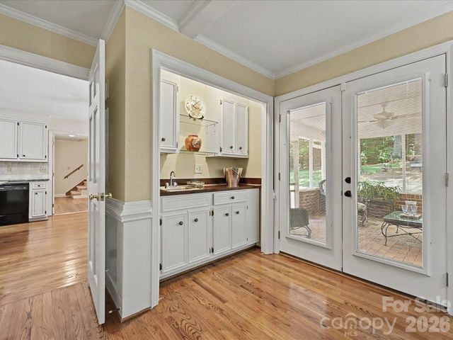 7933 Sunnyvale Lane, Charlotte, NC 28210
