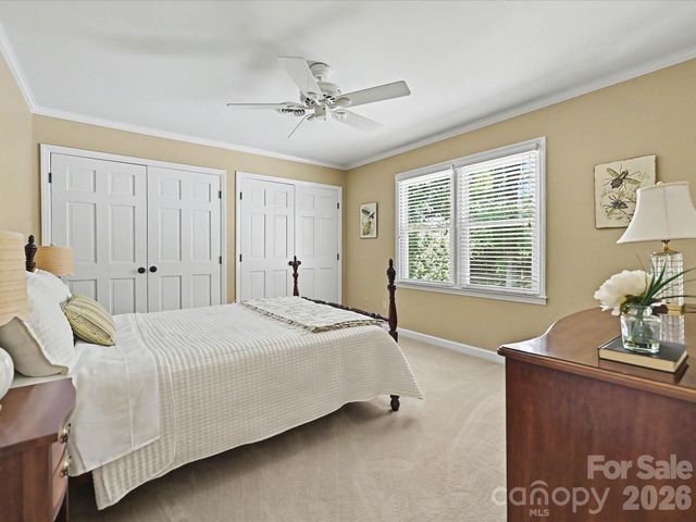 7933 Sunnyvale Lane, Charlotte, NC 28210