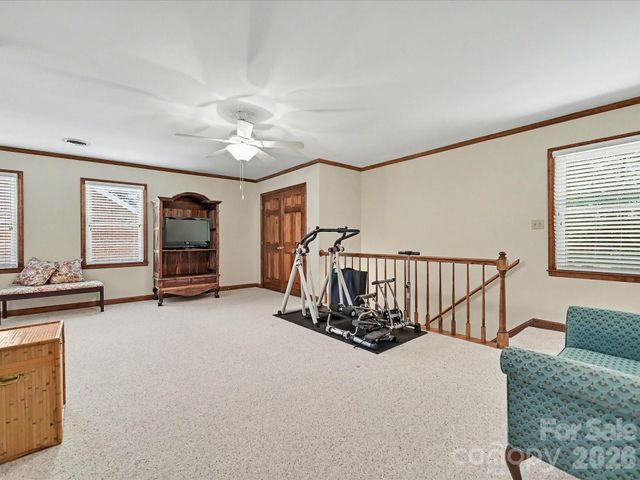 7933 Sunnyvale Lane, Charlotte, NC 28210