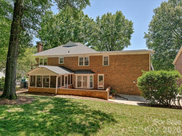 7933 Sunnyvale Lane, Charlotte, NC 28210
