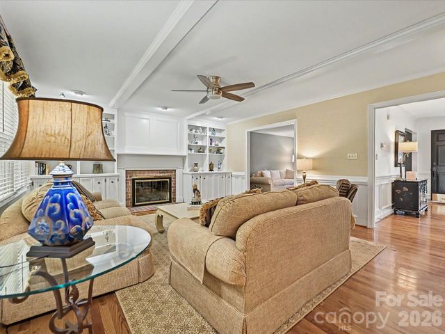 7933 Sunnyvale Lane, Charlotte, NC 28210