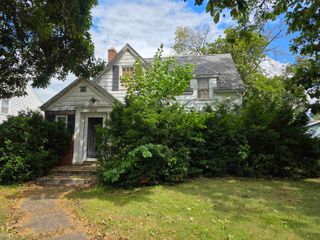 302 E Electric Court, Sturgis, MI 49091