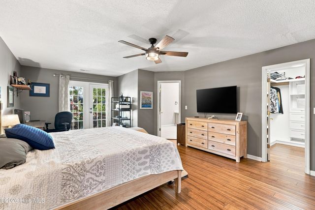 416 Masters Lane, Hampstead, NC 28443