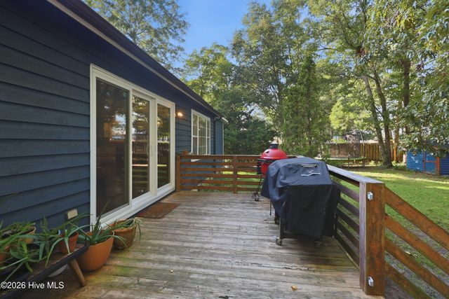 416 Masters Lane, Hampstead, NC 28443