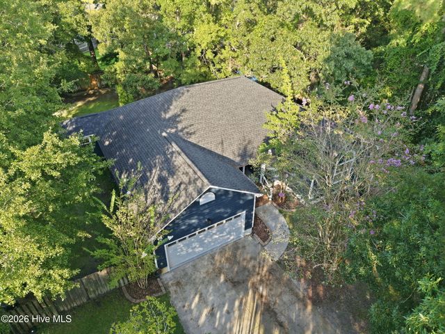 416 Masters Lane, Hampstead, NC 28443