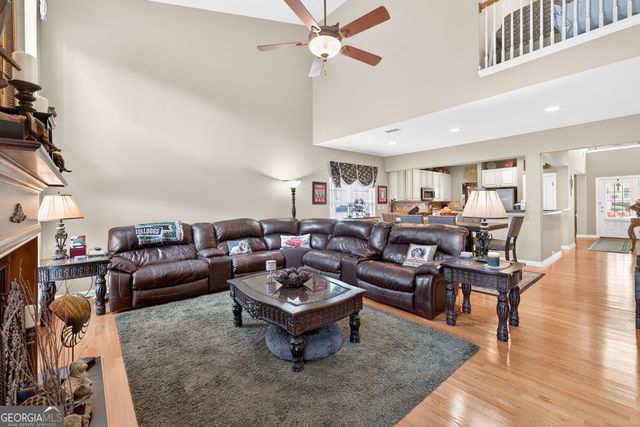 7916 Keepsake Lane, Flowery Branch, GA 30542