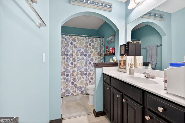 7916 Keepsake Lane, Flowery Branch, GA 30542