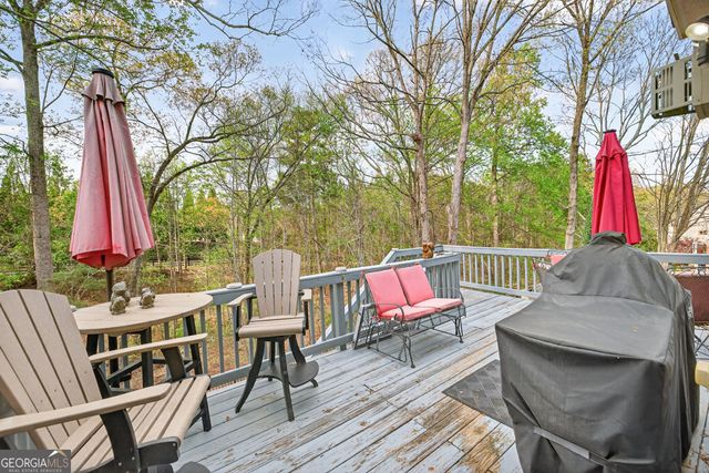 7916 Keepsake Lane, Flowery Branch, GA 30542