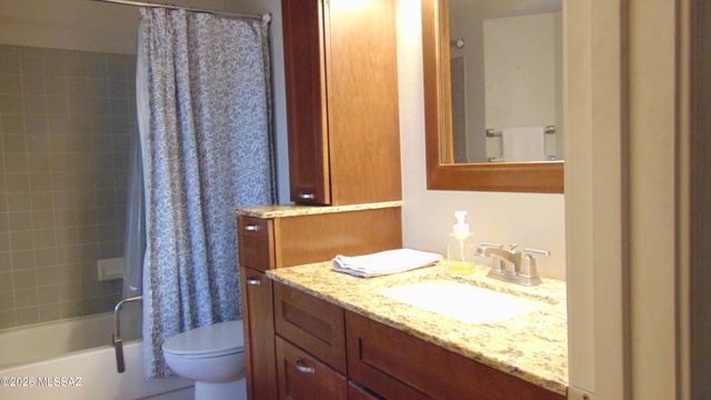 9331 N Denise Ann Place, Tucson, AZ 85742