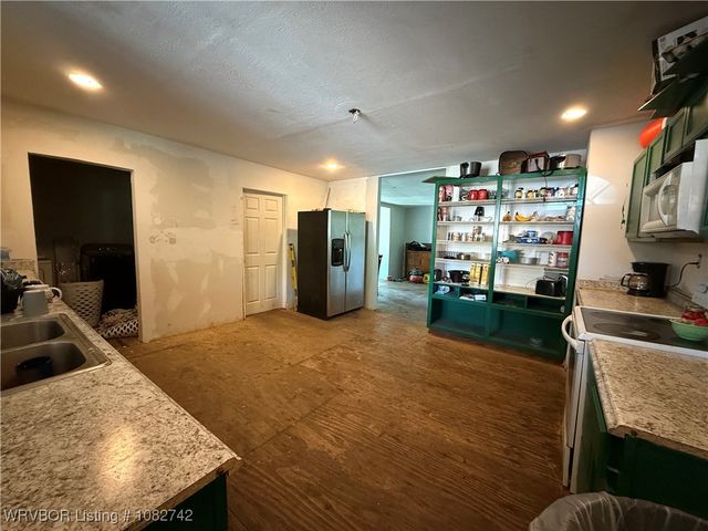 722 Chism Street, Paris, AR 72855