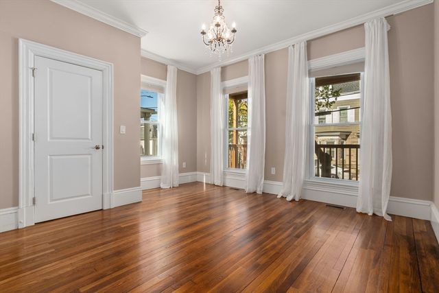 19 Pinckney Street 1, Somerville, MA 02145