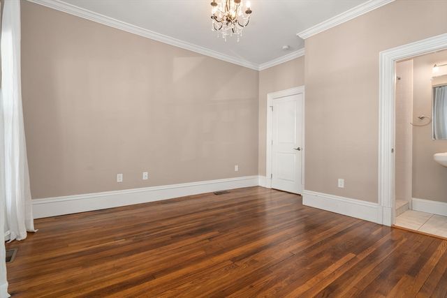 19 Pinckney Street 1, Somerville, MA 02145