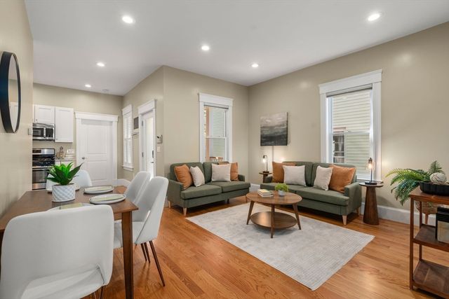 19 Pinckney Street 1, Somerville, MA 02145