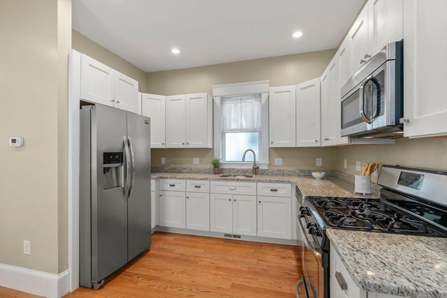 19 Pinckney Street 1, Somerville, MA 02145