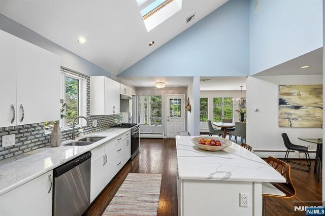 54 Upper High Crest Drive, West Milford, NJ 07480