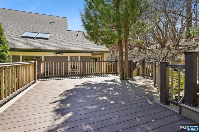 54 Upper High Crest Drive, West Milford, NJ 07480