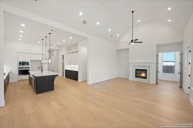 11612 Stoltzer, San Antonio, TX 78254