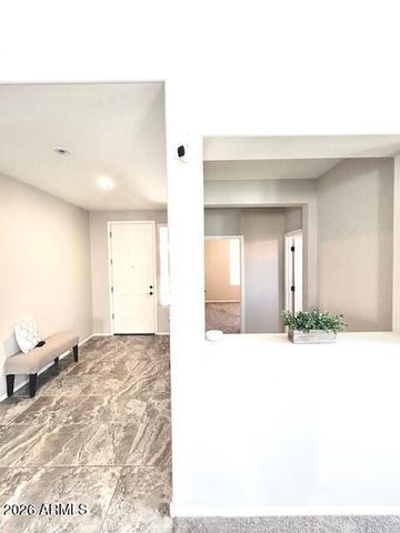 2430 E HAZELTINE Way, Gilbert, AZ 85298