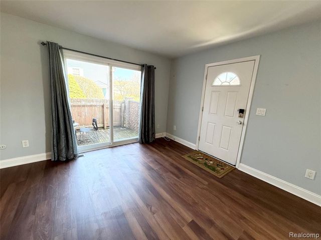 23647 Stonehenge Boulevard, Novi, MI 48375