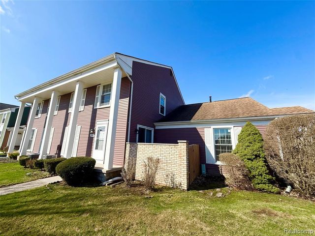 23647 Stonehenge Boulevard, Novi, MI 48375