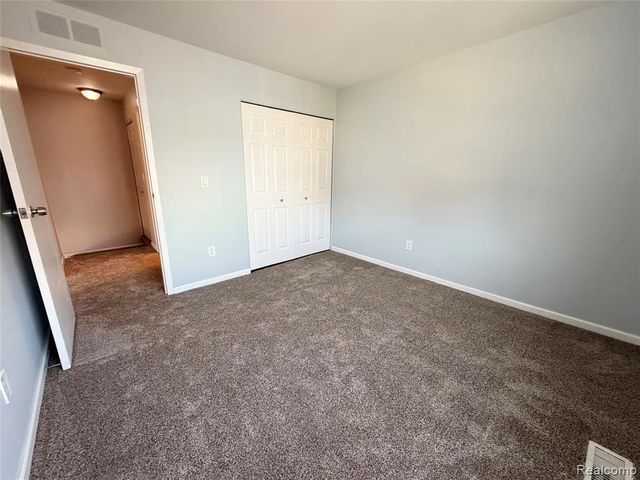 23647 Stonehenge Boulevard, Novi, MI 48375
