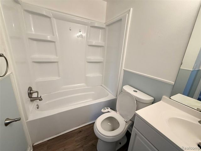23647 Stonehenge Boulevard, Novi, MI 48375