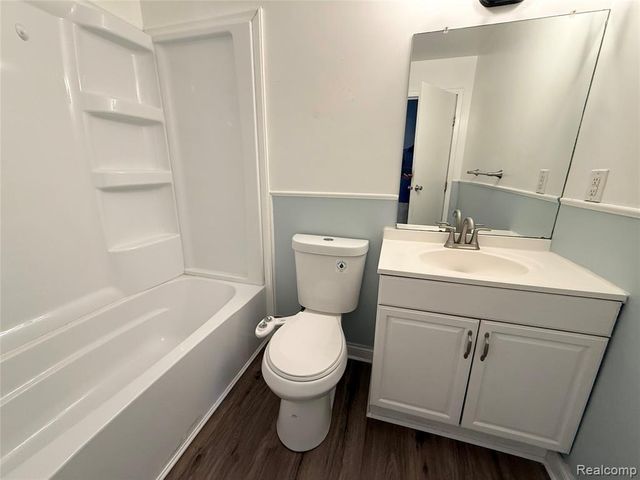 23647 Stonehenge Boulevard, Novi, MI 48375