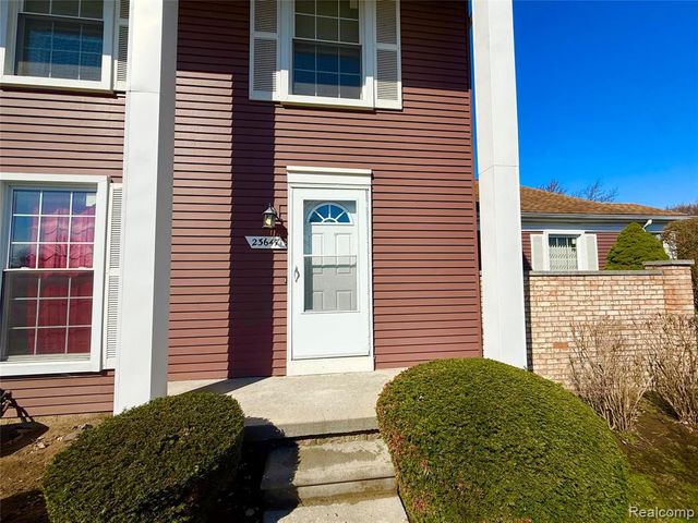 23647 Stonehenge Boulevard, Novi, MI 48375