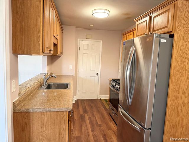 23647 Stonehenge Boulevard, Novi, MI 48375