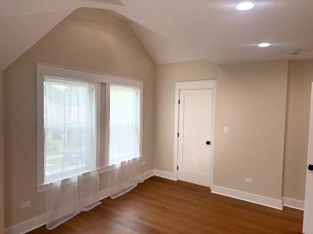 1323 Home Avenue, Berwyn, IL 60402
