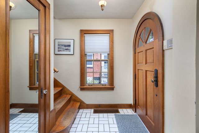 815 N Eagle Street, Naperville, IL 60563