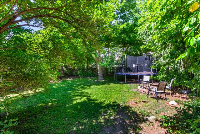 815 N Eagle Street, Naperville, IL 60563