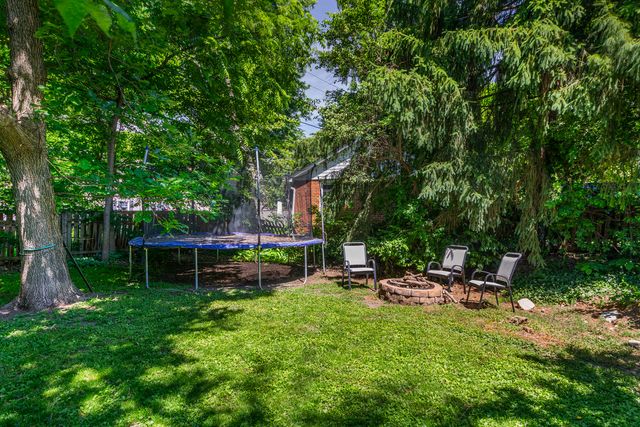 815 N Eagle Street, Naperville, IL 60563