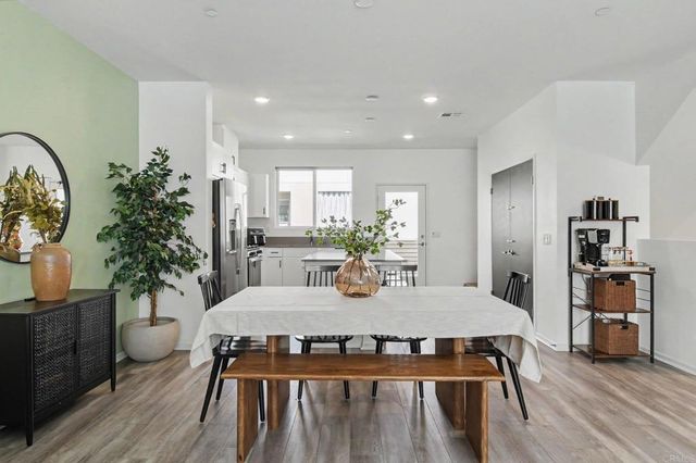 5212 Beachfront Cove Street 37, San Diego, CA 92154