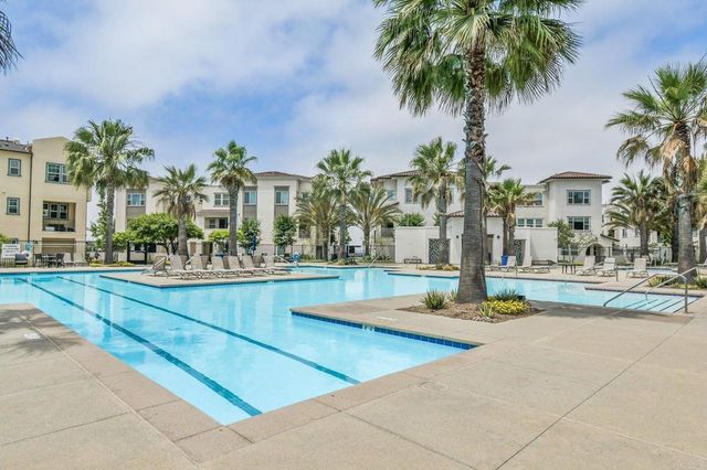 5212 Beachfront Cove Street 37, San Diego, CA 92154