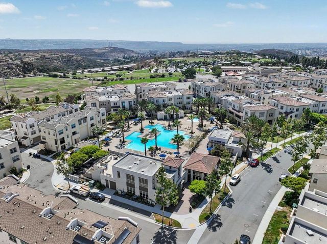 5212 Beachfront Cove Street 37, San Diego, CA 92154