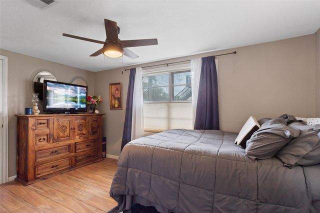 1215 Esther Street, Kemah, TX 77565