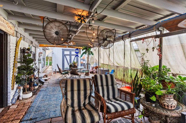 1215 Esther Street, Kemah, TX 77565