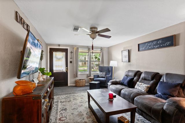 1215 Esther Street, Kemah, TX 77565