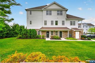58 Elston Court, Wanaque, NJ 07420