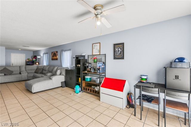 8117 Lilac Harbor Court, Las Vegas, NV 89143