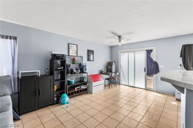 8117 Lilac Harbor Court, Las Vegas, NV 89143