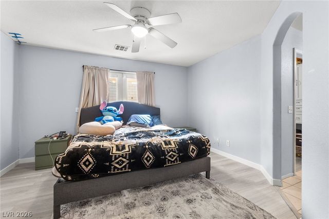 8117 Lilac Harbor Court, Las Vegas, NV 89143