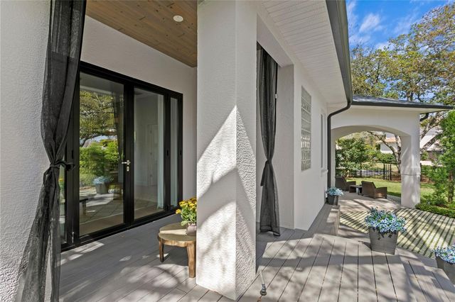 616 MARMORA AVENUE, Tampa, FL 33606